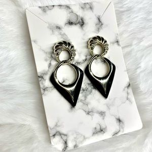 vintage 80s gold and black abstract metal earrings